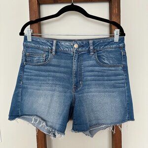 American Eagle Shorts | Hi-Rise Shortie Medium Wash